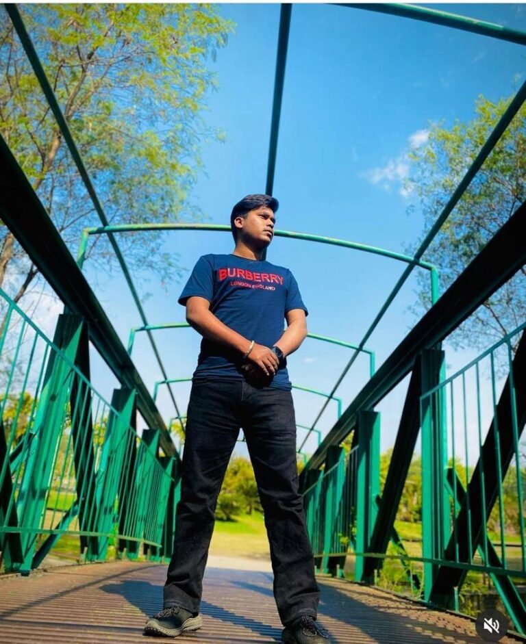 MEET THE YOUNG TALENTED INDIAN MUSIC ARTIST AND INFLUENCER – ASHWANI CHAUHAN￼