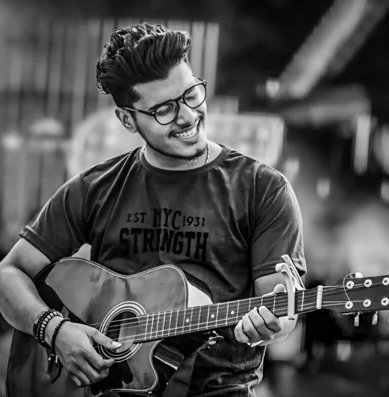 Smruti Pratik is a young Indian Singer, Lyricist, and a music composer