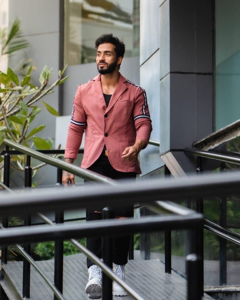 Actor Vageesh Ayush winning hearts with his endearing personality