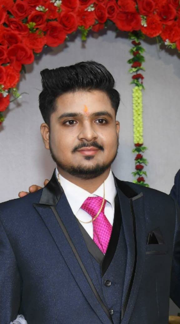 Niket Rana (DigitalNiket) – Founder of CupidSoftTech and the charioteer of your buisness.