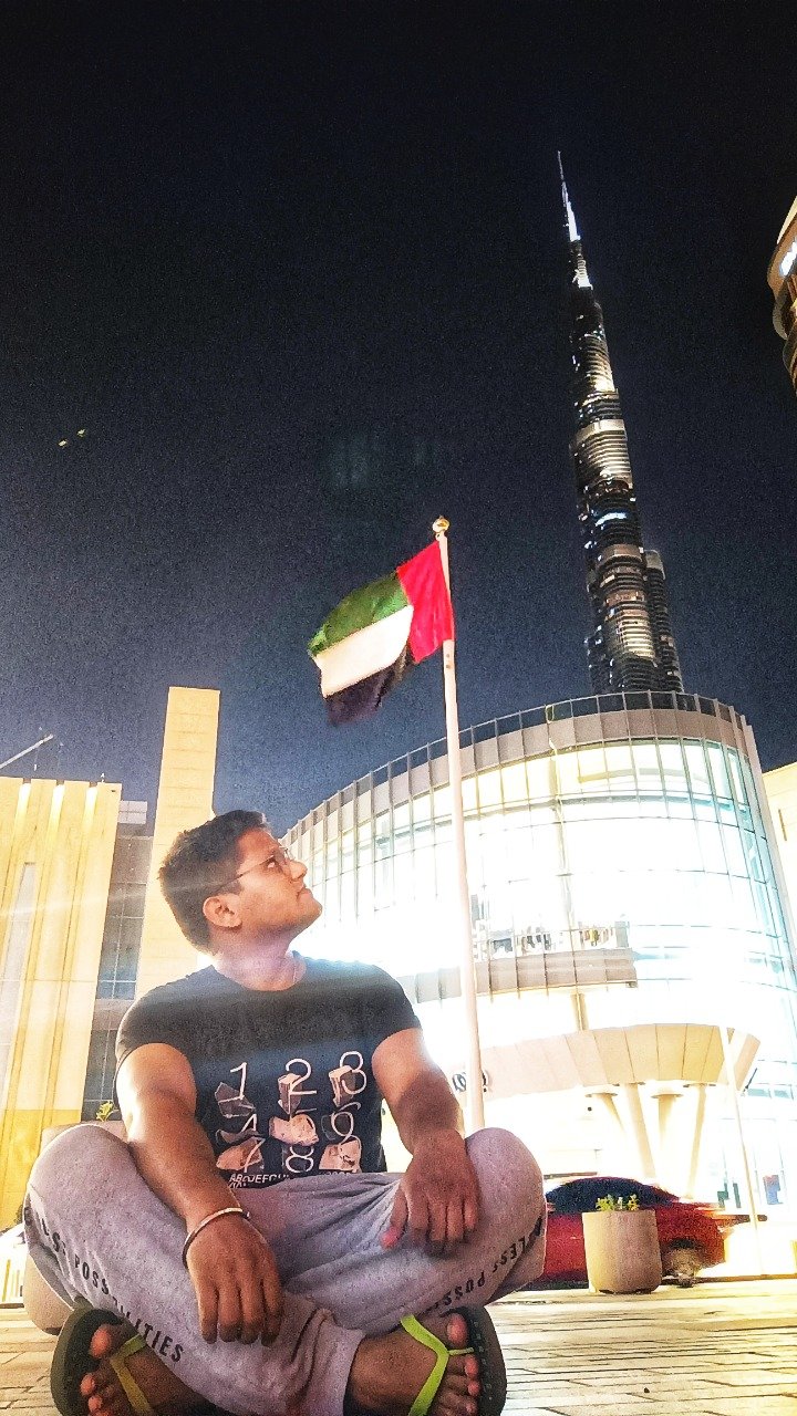 Yash Patel is one of the young International FMCG Trade Experts in Dubai