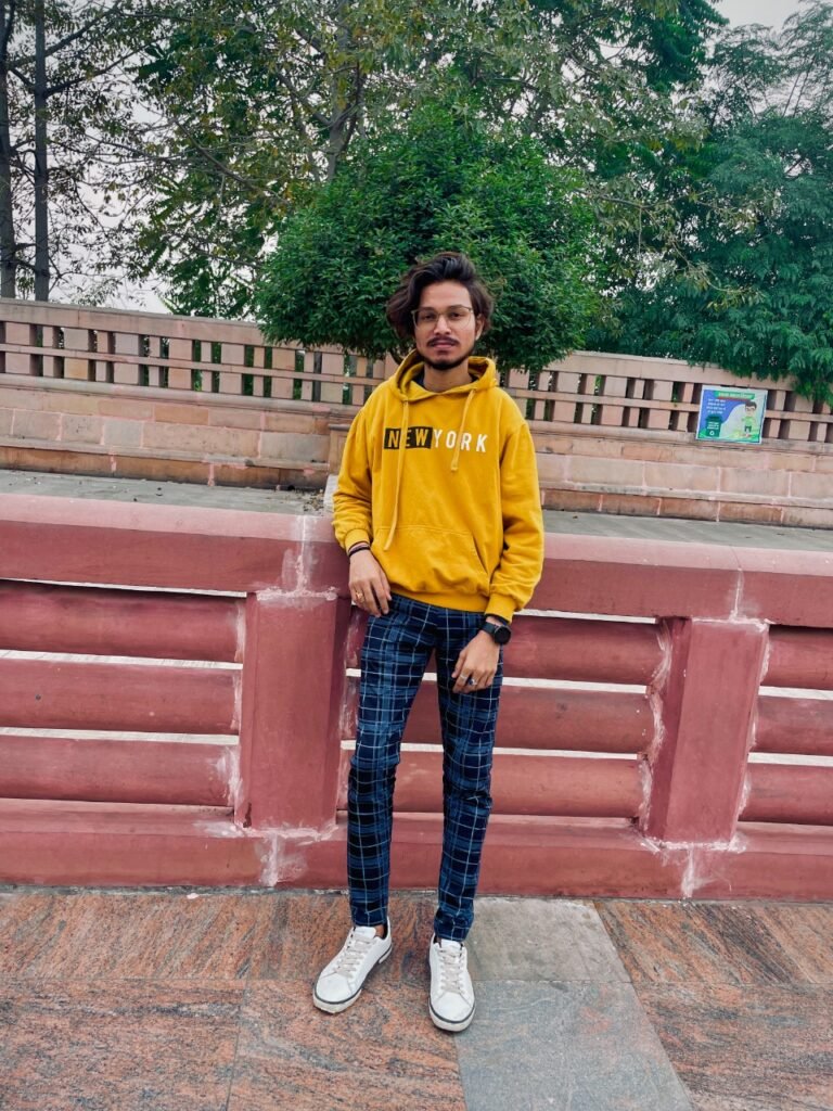 Prakash Gupta – A millennial fashion Influencer.