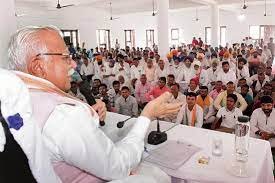 Haryana Considers Monthly Pension for Unmarried Individuals as CM Khattar Aims for Social Welfare