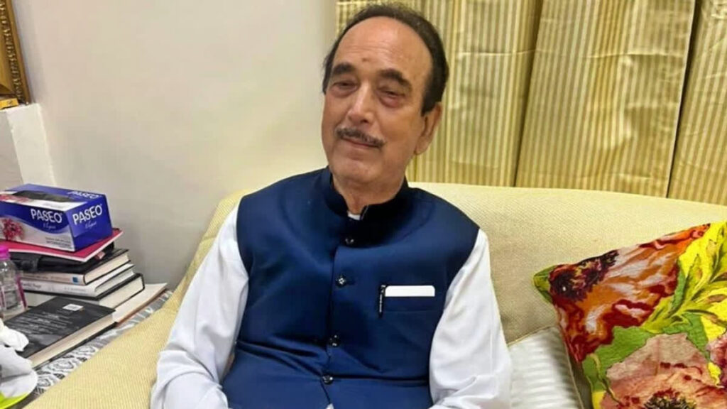 Ghulam Nabi Azad Dispels Rumors of Becoming Jammu and Kashmir Lt Governor, Expresses Commitment to Serve the People