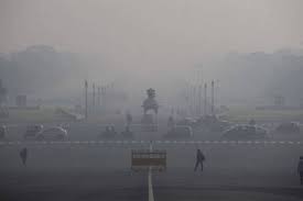 Delhi Air Quality Declines to 'Poor' at 231 AQI Amid Farm Fires and Lower Temperatures