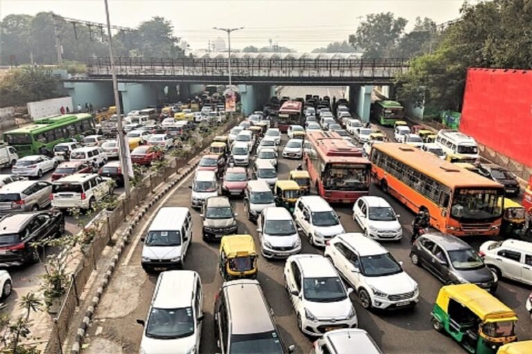 “Central Delhi Braces for Traffic Restrictions on Monday and Tuesday, Commuters Advised to Plan Accordingly”