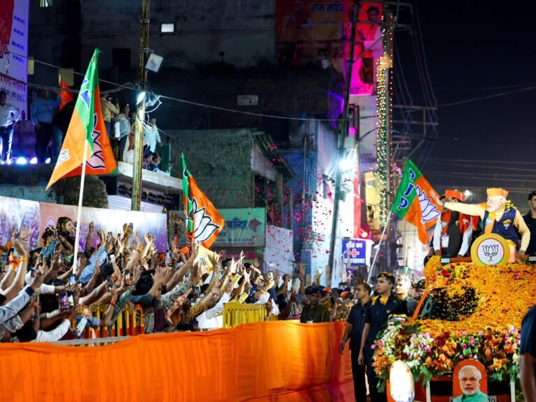 “Indore Swiftly Cleans Up Road Post Mega Rally Following PM Modi’s Directives”