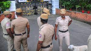 "Tamil Nadu Police Arrest ED Officer in ₹20 Lakh Bribery Case"
