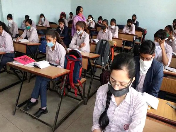 CBSE Advises Students to Utilize Delhi Metro Amid Farmers' Protest Traffic