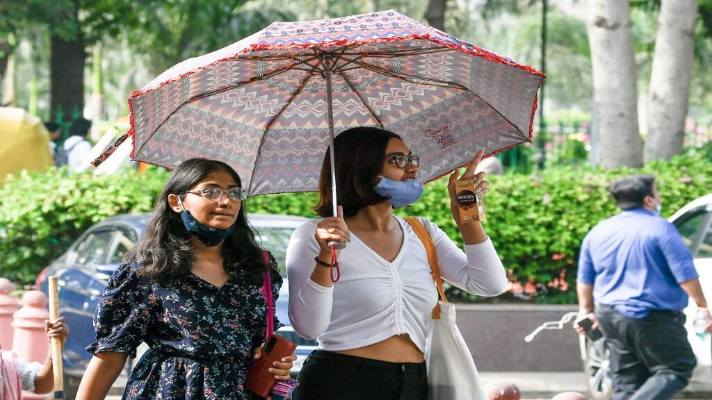 IMD Issues Red Alert for Severe Heatwave, Relief Expected from Rainfall in Indian States