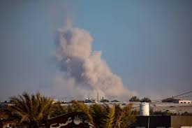 Israeli Strikes in Gaza Kill 11, Intensify Conflict as Israeli Forces Push Deeper into Rafah
