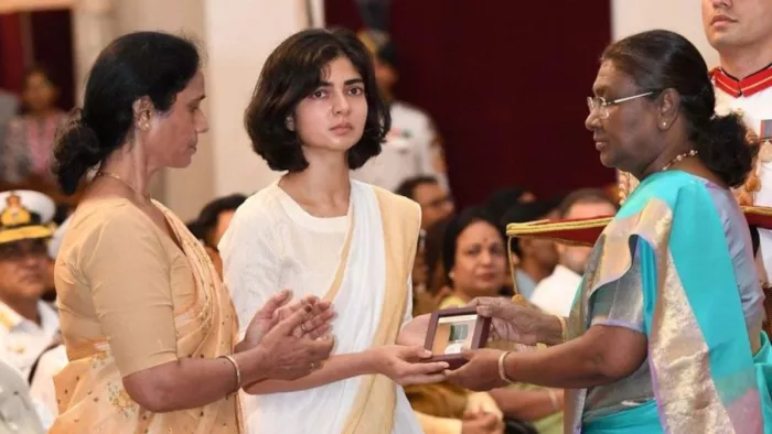 Widow of Captain Anshuman Singh Receives Kirti Chakra: Army Veterans React