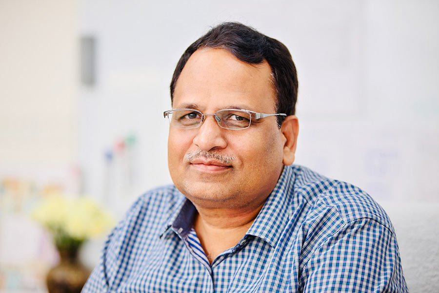 Delhi LG Approves Probe into Alleged ₹7 Crore Bribery Case Involving Satyendar Jain