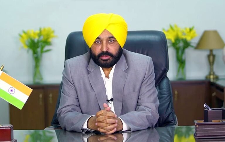 Report: Punjab CM Bhagwant Mann’s Paris Visit Denied Political Clearance