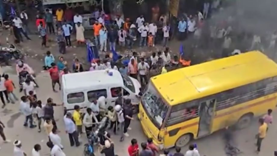 Mob Attempts to Torch School Bus During Bharat Bandh in Bihar; Police Intervene