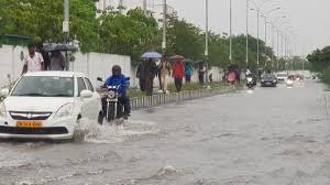 Chennai Hit by Heavy Rain for Second Day, Severe Waterlogging in Many Areas