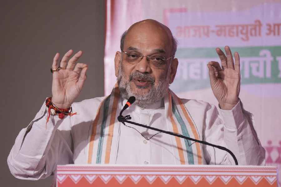 Amit Shah Promises Action Against 'Infiltrators' in Jharkhand, BJP to Form Panel and Legislate Land Protection