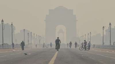 Delhi Tightens Anti-Pollution Measures: Construction Banned, Vehicles Restricted as AQI Hits 'Severe' Level