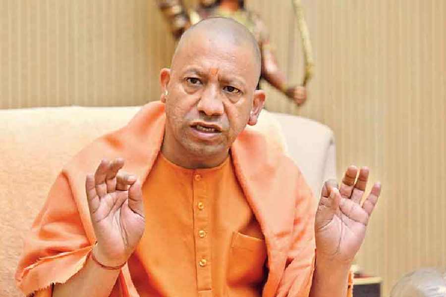 Yogi Adityanath Highlights Sambhal Temple Reopening, Slams Opposition at Kumbh Event
