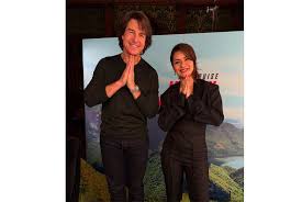 Avneet Kaur Shares Iconic Moment With Tom Cruise, Strikes Namaste Pose Ahead of Mission: Impossible Release