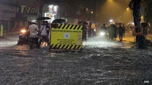 Mumbai Rains Flood South Bombay, Netizens Troll SoBo Luxury as City Struggles with Waterlogging