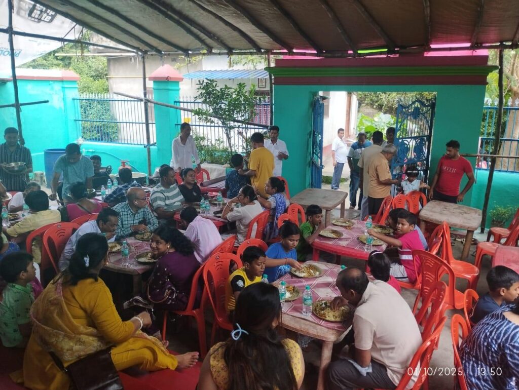Grand Durga Navami Feast